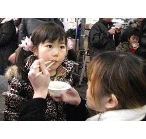 20110129 -���̂������X�[�v�̂��U�镑��-_13
