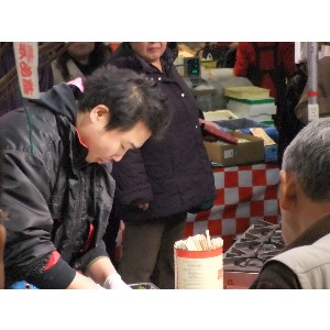 20110306 -�ǂ񂱂̊̂������ǂ񂱏`���U�镑��-_4