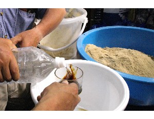  20110703 -EM�ڂ����|�{�t�Â���̎�����-�@_20